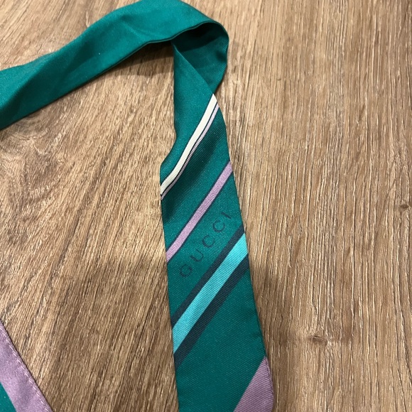 Gucci 100% silk green floral print halter scarf top - Picture 3 of 8